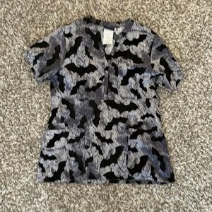 Scrub top